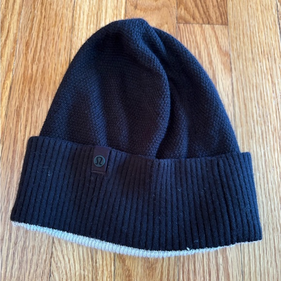 lululemon athletica Other - Lululemon Black and Gray Knit Beanie